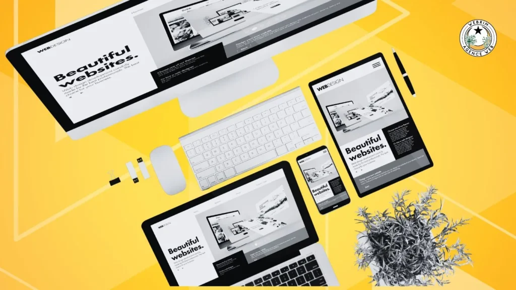 Poste de travail et appareils présentant des sites web soignés, design web